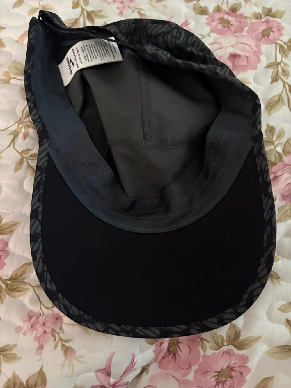 Brooks leopard print running hat